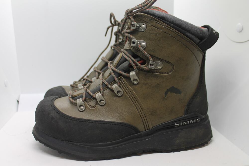Simms Men's Freestone StreamTread Fishing Boots sz 9 US